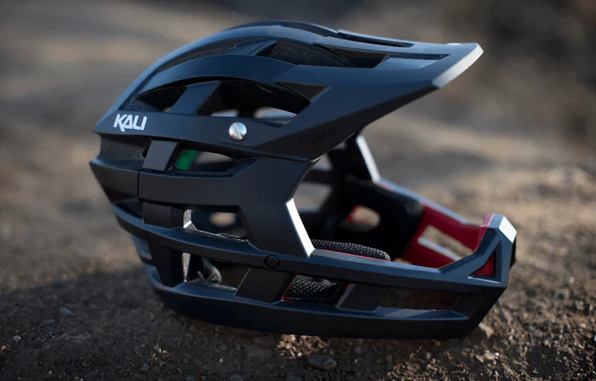 helmet_1.webp